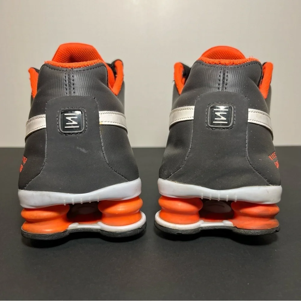 Mens NIKE Shox Deliver Rare Black & Orange Sneakers / Size 11